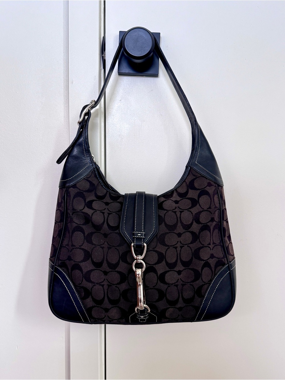 Vintage Y2K black Coach Hampton hobo bag